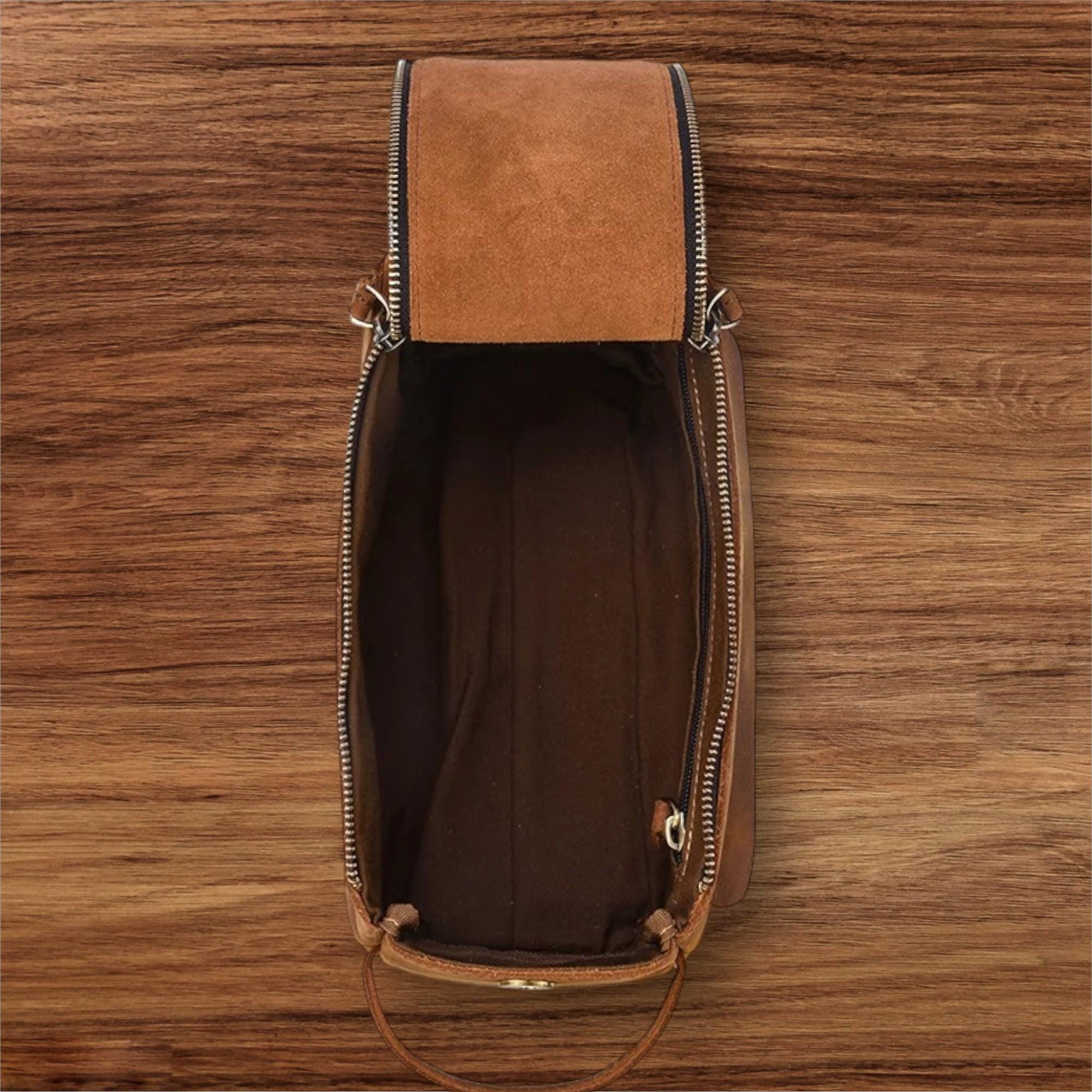 Horse Leather Travel Toiletry Bag, Vintage Genuine Leather Clutch Pouch, Unisex Dopp Kit Organizer