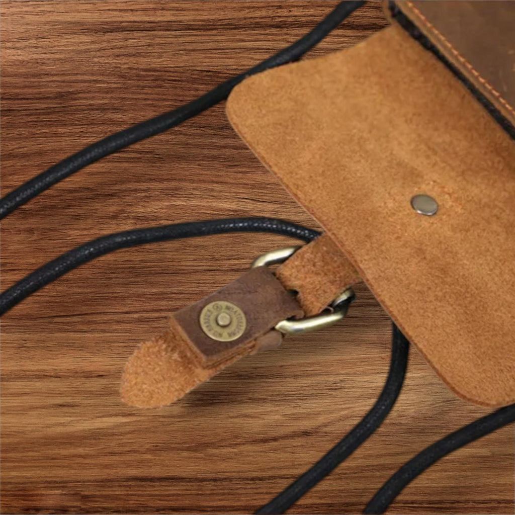 Vintage Crazy Horse Leather Mini Crossbody Bag for Men – Genuine Cowhide Small Shoulder Phone Messenger Bag Brown