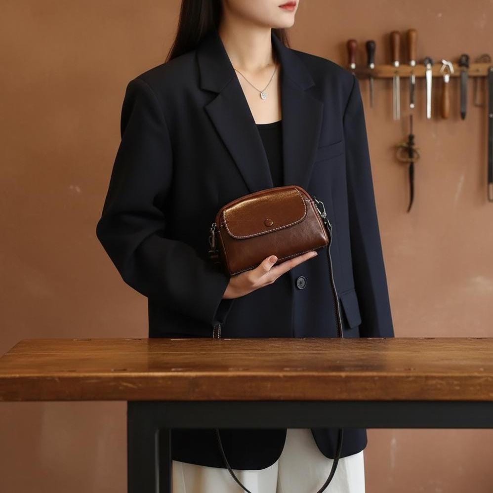 Mini Genuine Leather Crossbody Bag for Women – Vintage Cowhide Phone Shoulder Purse, Small Everyday Leather Handbag