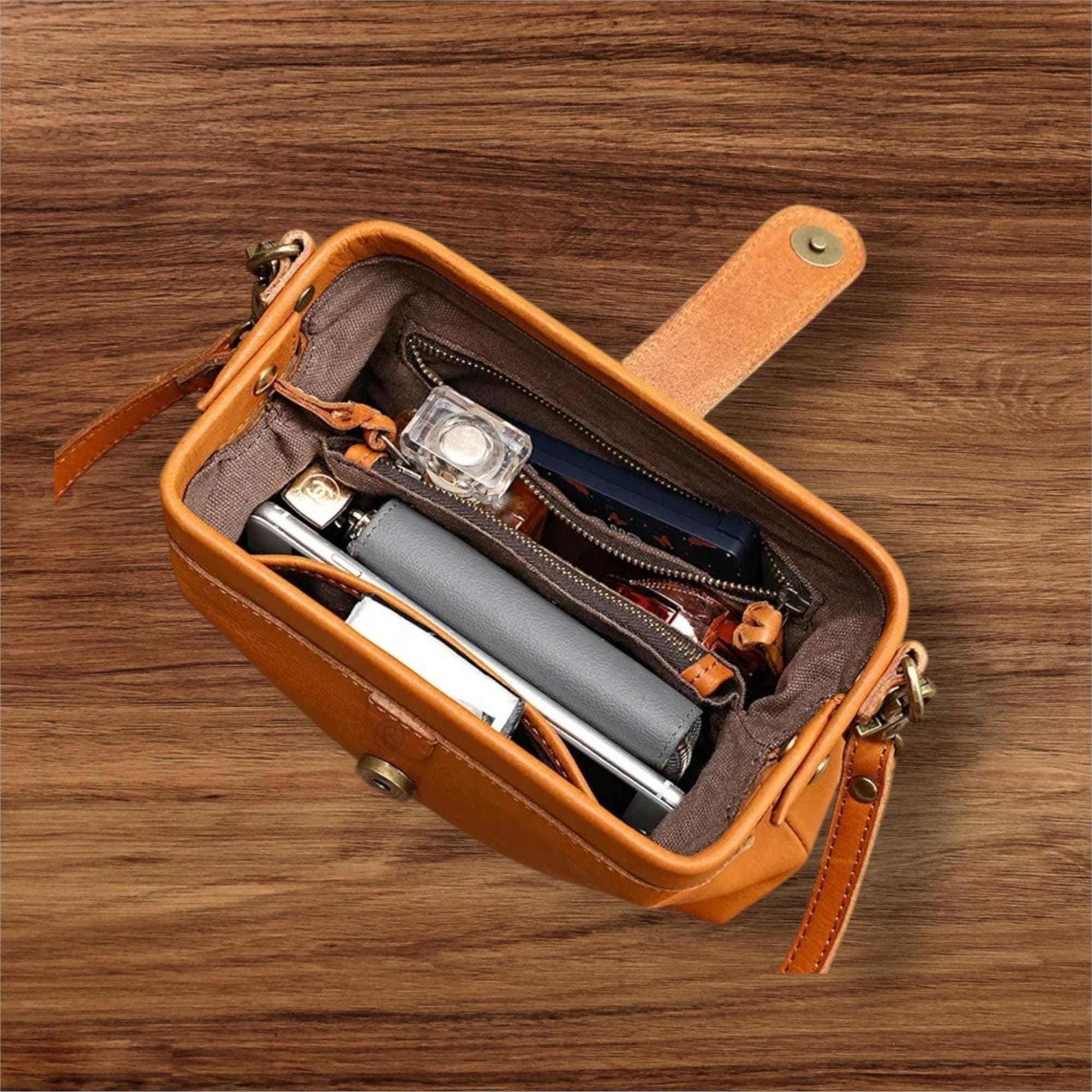 Genuine Leather Women Crossbody Bag – Small Cowhide Shoulder Purse, Handmade Brown Leather Clutch with Strap, Everyday Minimalist Bag