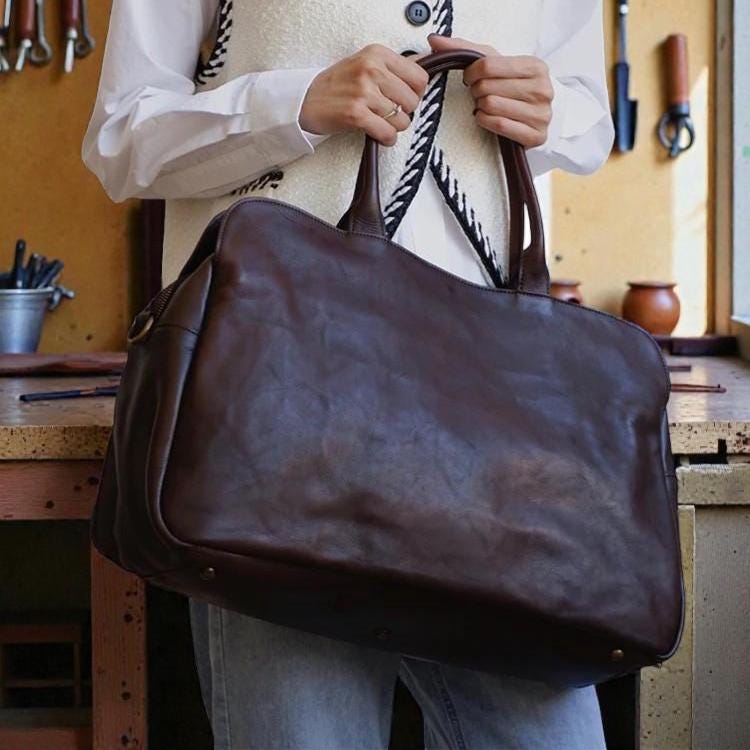 Large Genuine Leather Laptop Tote Bag for Women – Vintage Cowhide Shoulder Handbag Business Travel Weekender